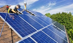 Service d'installation de photovoltaïque et tuiles photovoltaïques à Tourrettes